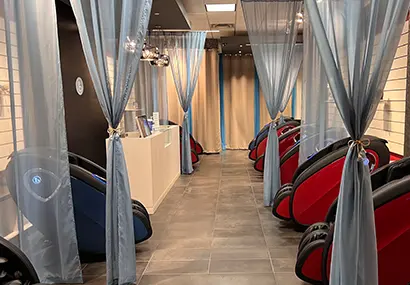 massage chair vending machine, vending massage chair business, vending commercial massage chairs, automated massage chair business, wellness vending machines
